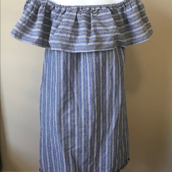 NWT Love Riche Ruffle Striped Top - Picture 2 of 5